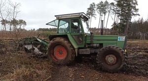 Skradziono ciągnik!